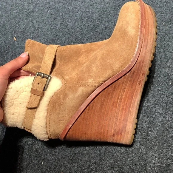 UGG Wedges - Picture 5 of 6